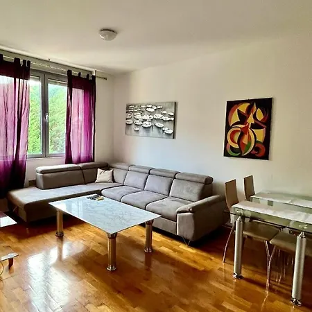 Lu Apartamento Mostar